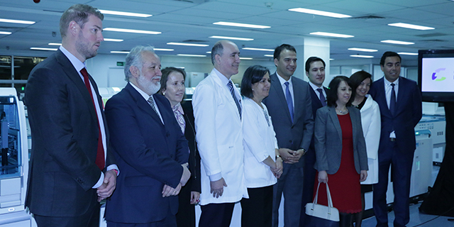 INAUGURACIÓN DE NUEVO LABORATORIO CLÍNICO