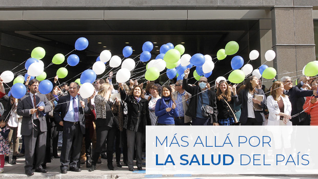 Equipo CLC libera globos al aire