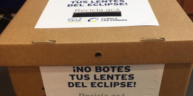 Caja de reciclaje de lentes de eclipse