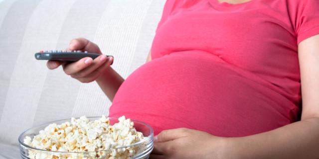 Mujer embarazada con sobrepeso